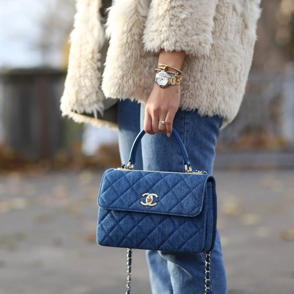 CHANEL Handbags - CHANEL 17A Denim Trendy CC Top Handle Flap bag Medium quilted crossbody tote GHW